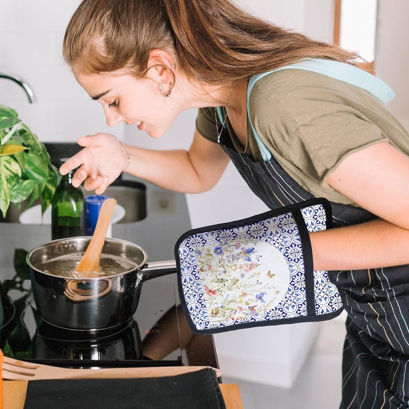 HUGANE Colorful Wildflowers Floral Oven Mitts Set, Blue and White Heat Resistant Kitchen Oven Gloves for Baking and Cooking,Pot Holders - Image 4
